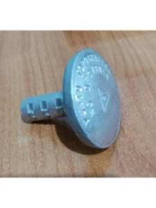 Chapa Punto Topográfico de 2 pulg diámetro-1